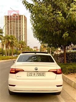 ڤۆڵکسواگن جێتا